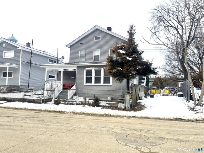 Photo - 128 Franklin St Unit 2nd Floor