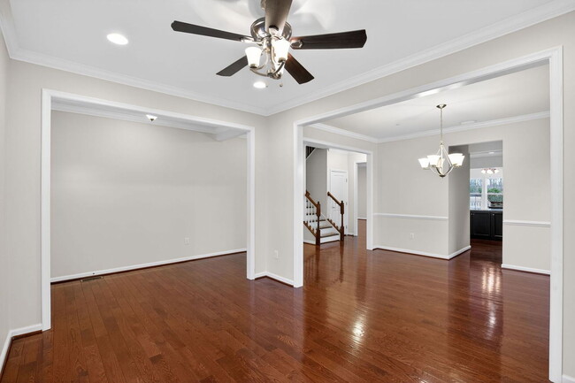 Photo - 108 Pollen Dr