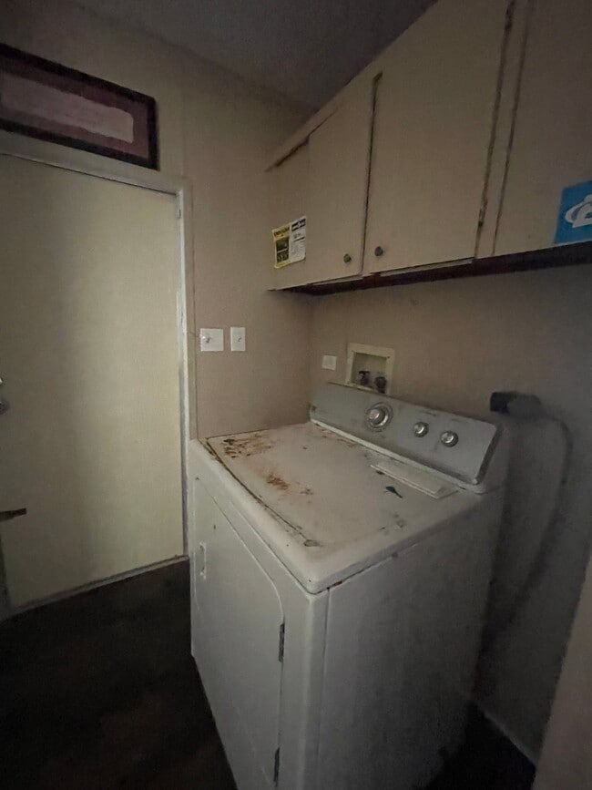 Photo - 8535 Mathews Rd