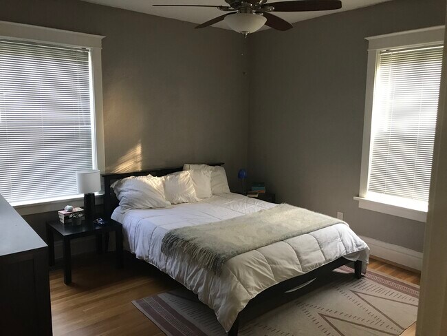 Photo - 2130 Maury Ave Unit 1S