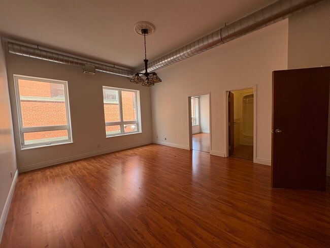 Photo - 78 Dalhousie St