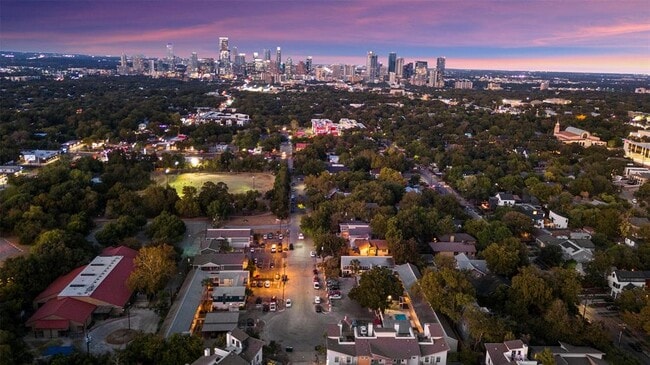 Photo - 2526 Durwood St Unit 110