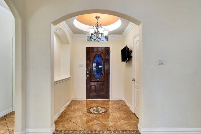 Photo - 10011 Gil Jr Ln