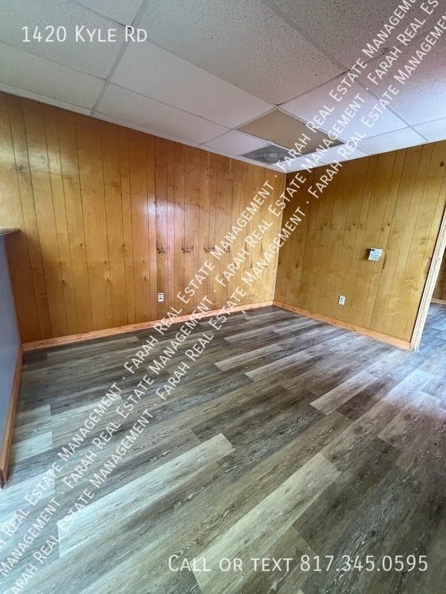 1420 Kyle Rd