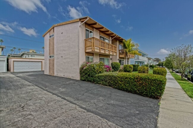 25227 Bigelow Rd Unit 01