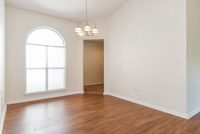 Photo - 175 Nadia Michelle Ct S