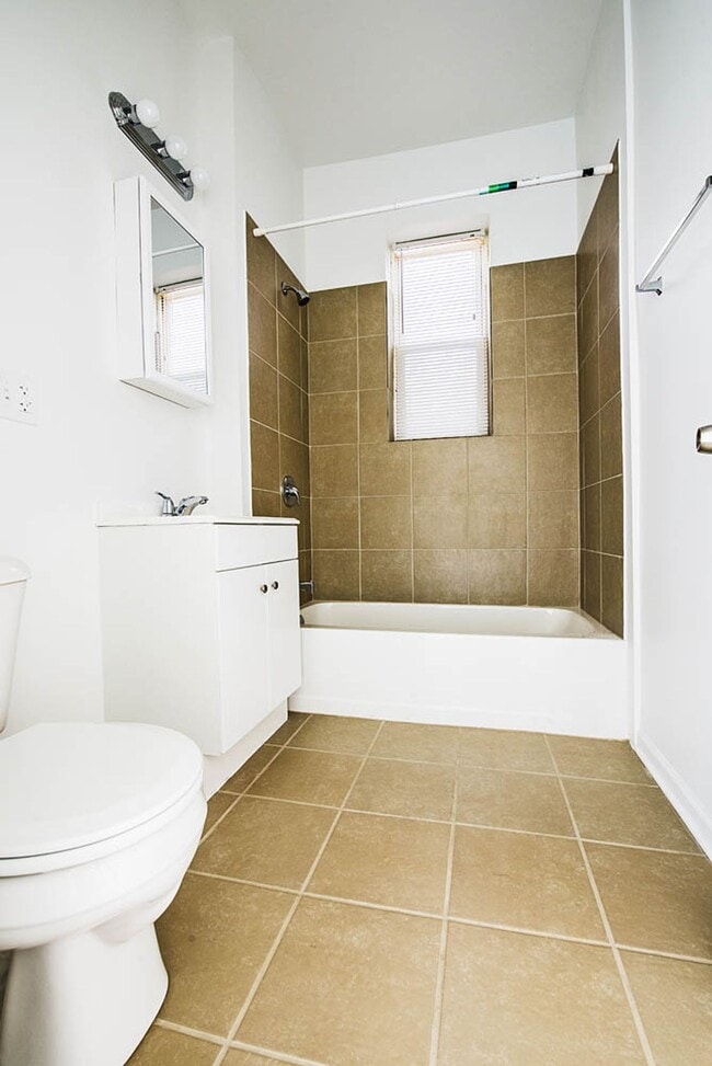 Photo - 3560-64 W Cermak Rd 2151-57 S Central Chicago, IL 60623