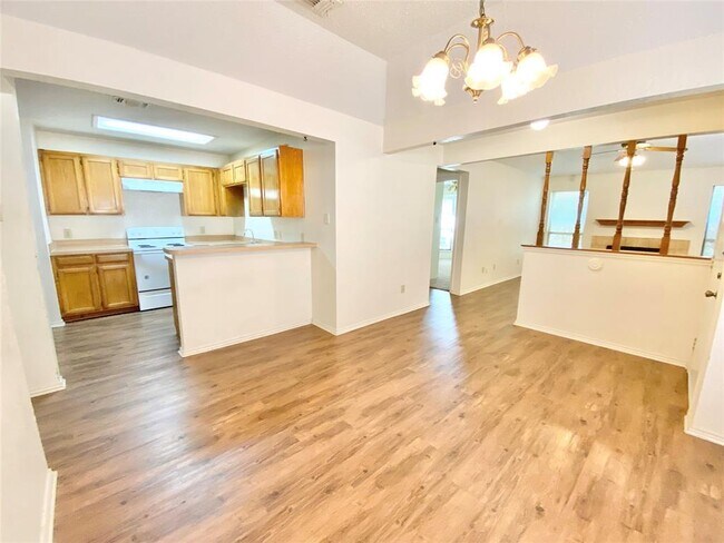 Photo - 4727 Sausalito Dr