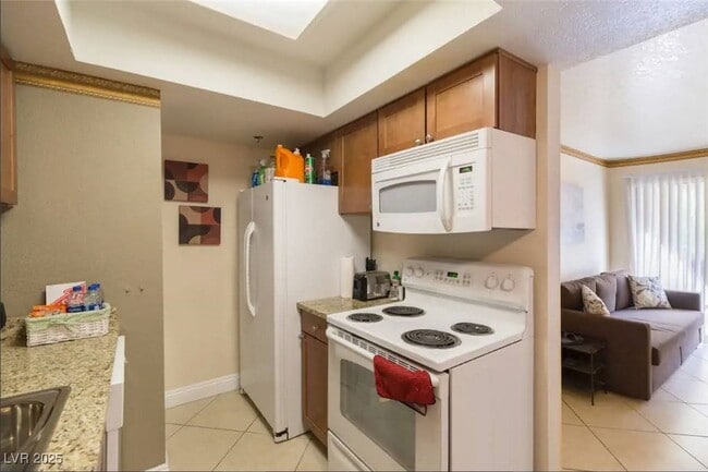 Building Photo - 4200 S Valley View Blvd Unit 2049 Rental