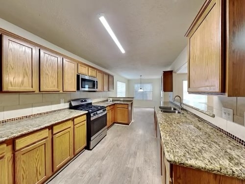 Building Photo - 8617 Discus Dr Rental