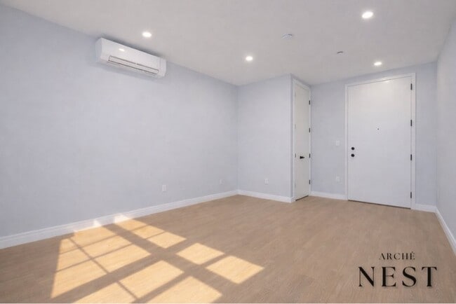 Photo - 3511 Farragut Rd