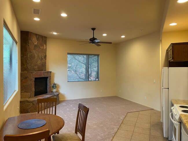Photo - 250 B Kachina Drive, Sedona, AZ 86336, Lease-Only Service