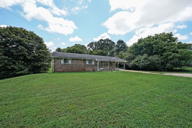 Photo - 251 Hog Farm Cir