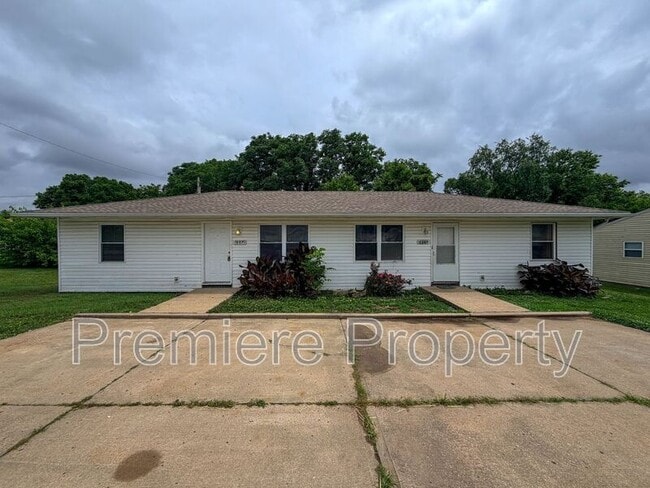 Building Photo - 18871 E Wigwam Dr