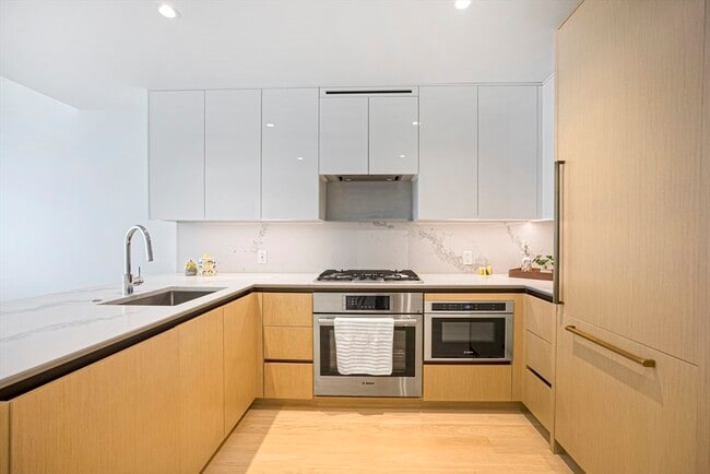Photo - 380 Harrison Ave Unidad 1123