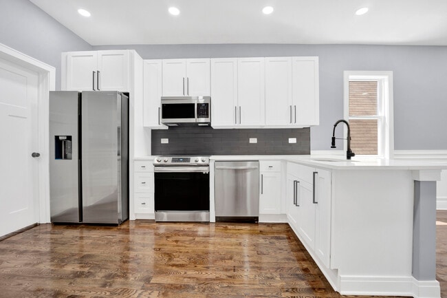 Photo - 1821 N Kedvale Ave Unit 2