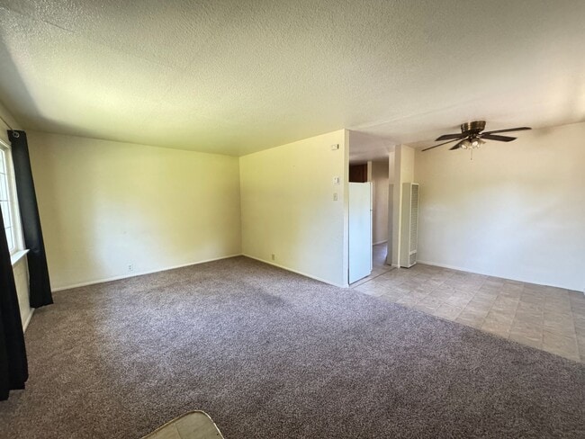Photo - 6093 Park Ave Unit B