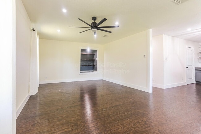 Photo - 1324 Cherry St