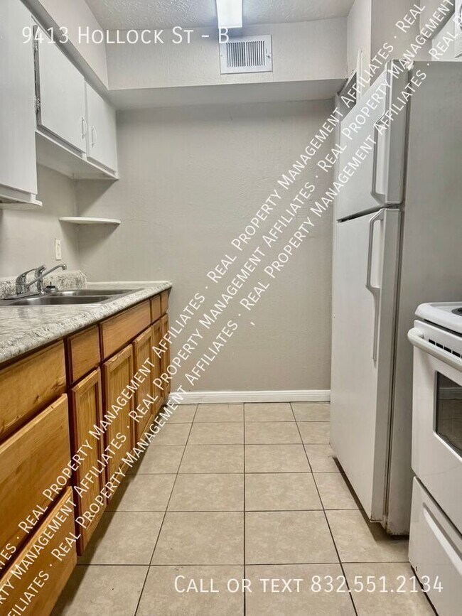 Photo - 9413 Hollock St Unit B