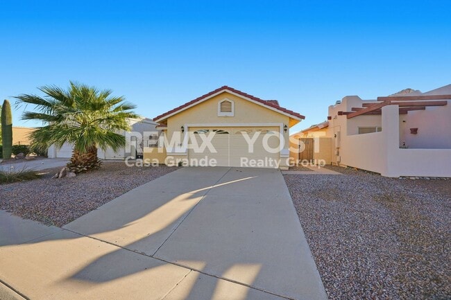 Photo - Life Is Better by the Lake!