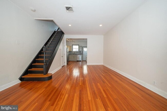 Photo - 2345 S Carlisle St