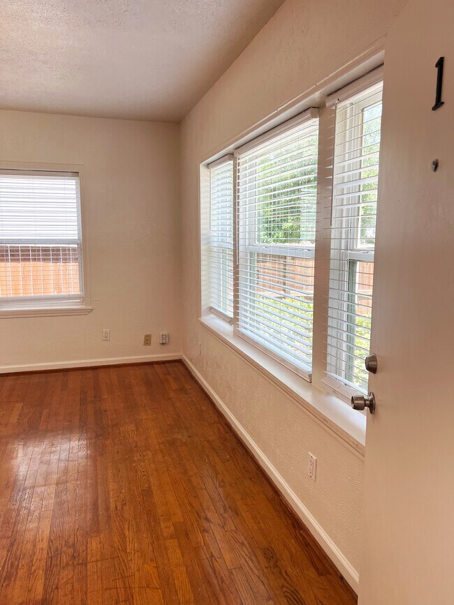 Apartment #1 - 609 Cortlandt St Apartments Unit 1