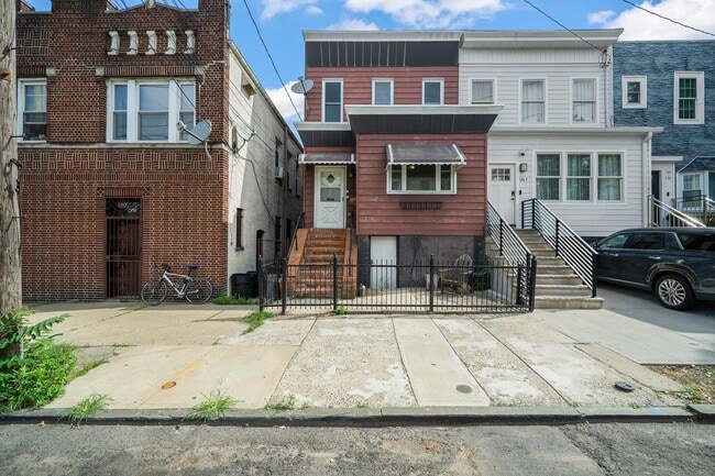 Building Photo - 138 North St Unit 1 Rental