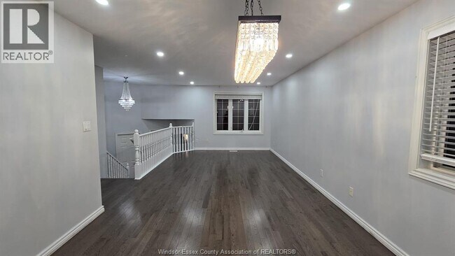 Photo - 1059 Silverdale Dr