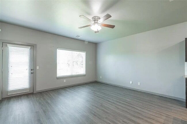 Photo - 604 NW 175th St Unit 604B