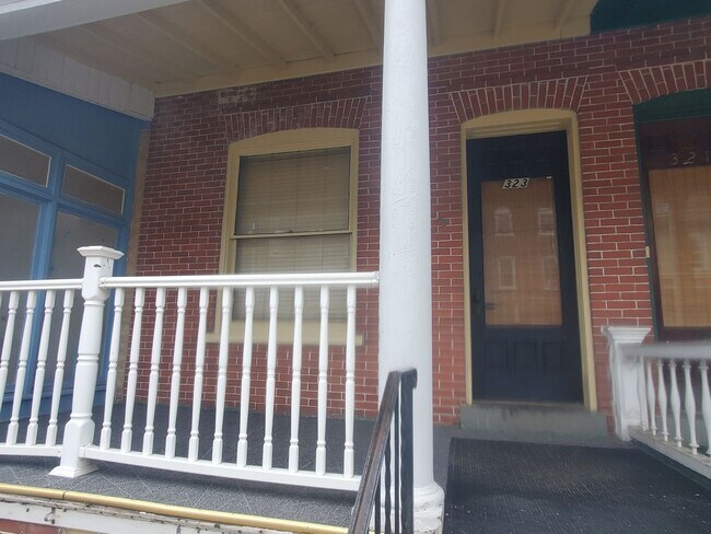 323 N Franklin St Unit 2