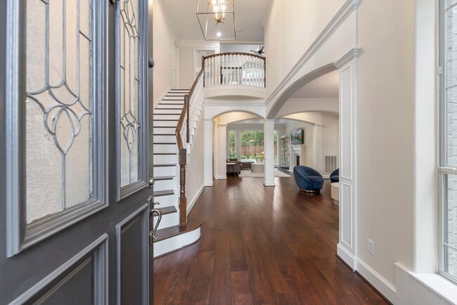 Photo - 90 W Horizon Ridge Pl