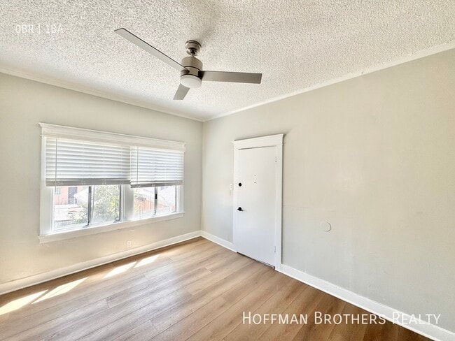 Photo - 194 W 41st Pl Unit 11