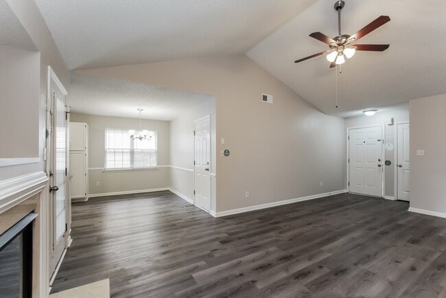 Photo - 13954 Dingess Rd