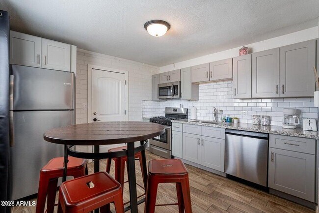 Photo - 1212 E Tempe Dr