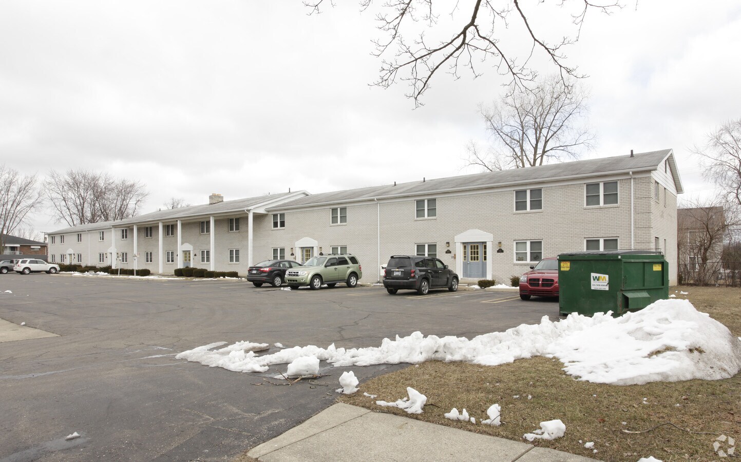 Fairfield Arms - Fairfield Arms Apartments