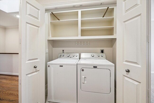 Building Photo - 1321 Whispering Pines Dr Rental