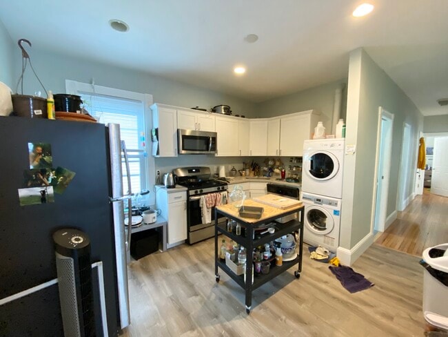 Photo - 3 Oswald St Unit 2