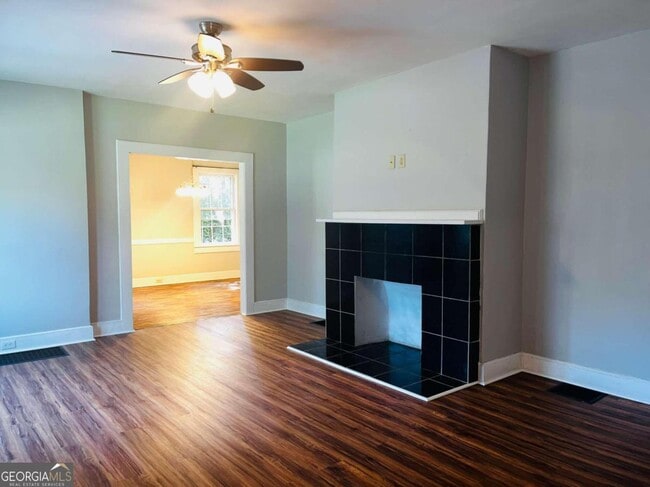 Photo - 507 Sylvan Dr