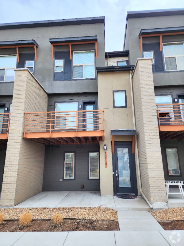 Building Photo - 10137 Belvedere Lp Rental