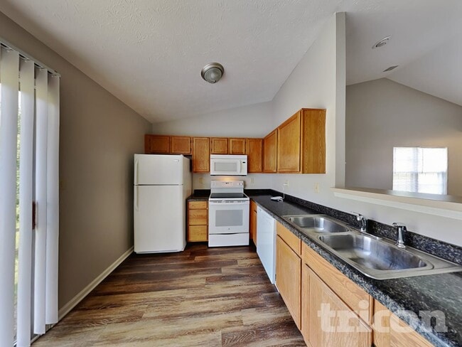 Photo - 5260 Pin Oak Dr