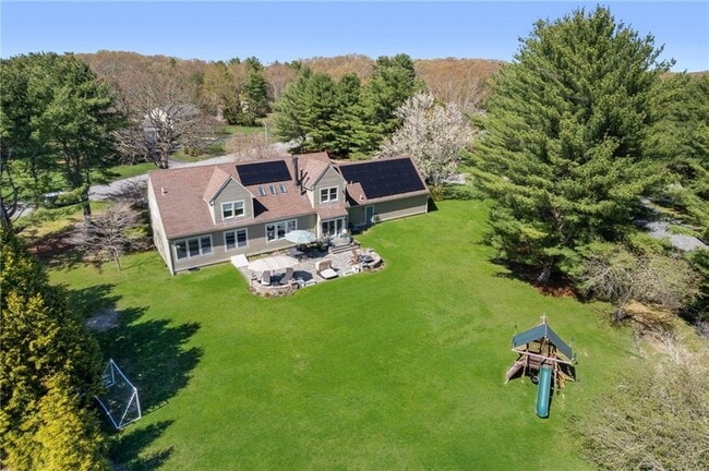 110 Osprey Dr