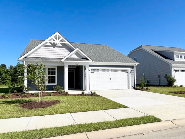 Beautiful 3bd/3ba + den and bonus living r... - Beautiful 3bd/3ba + den and bonus living r... House