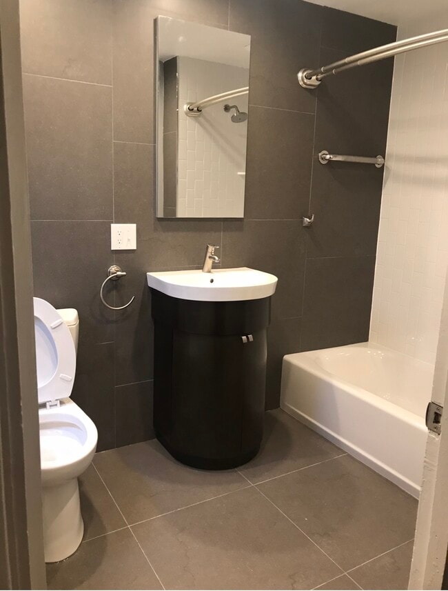 Photo - 124 Oakland Ave Unidad 3rd