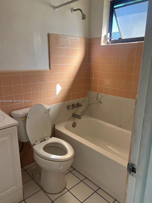 Photo - 12605 NE 13th Ave Unit 6