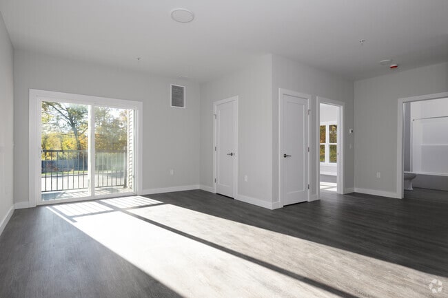 2BR, 2BA - 1,056SF - Living Room