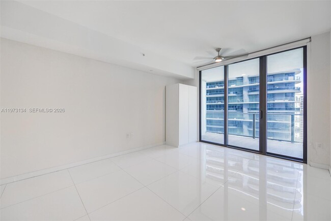 Photo - 1010 Brickell Ave Unit 3010