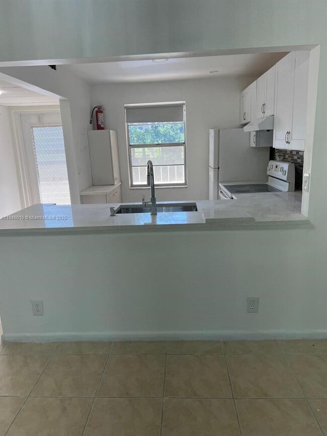 Photo - 1015 Country Club Dr Condo Unit 302