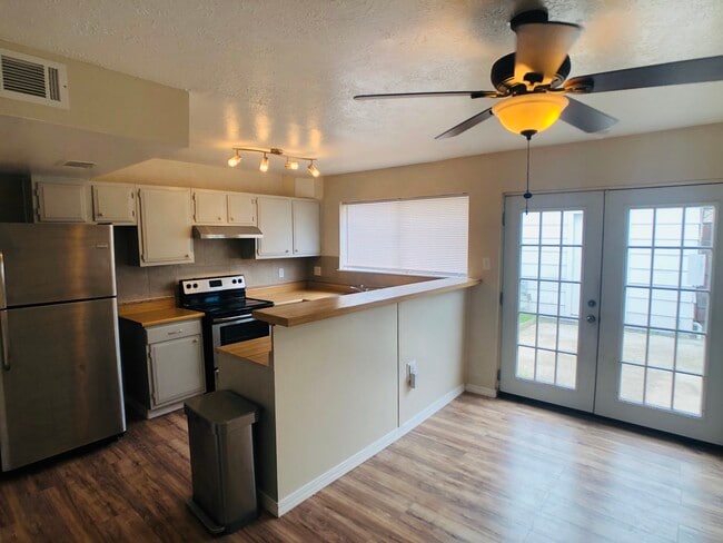 Photo - 7009 Chasewood Dr
