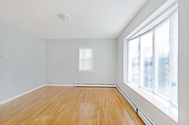 Photo - 950 Paulding St Unidad Carriage House  1