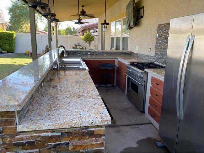 Photo - 1282 Riverview Ave
